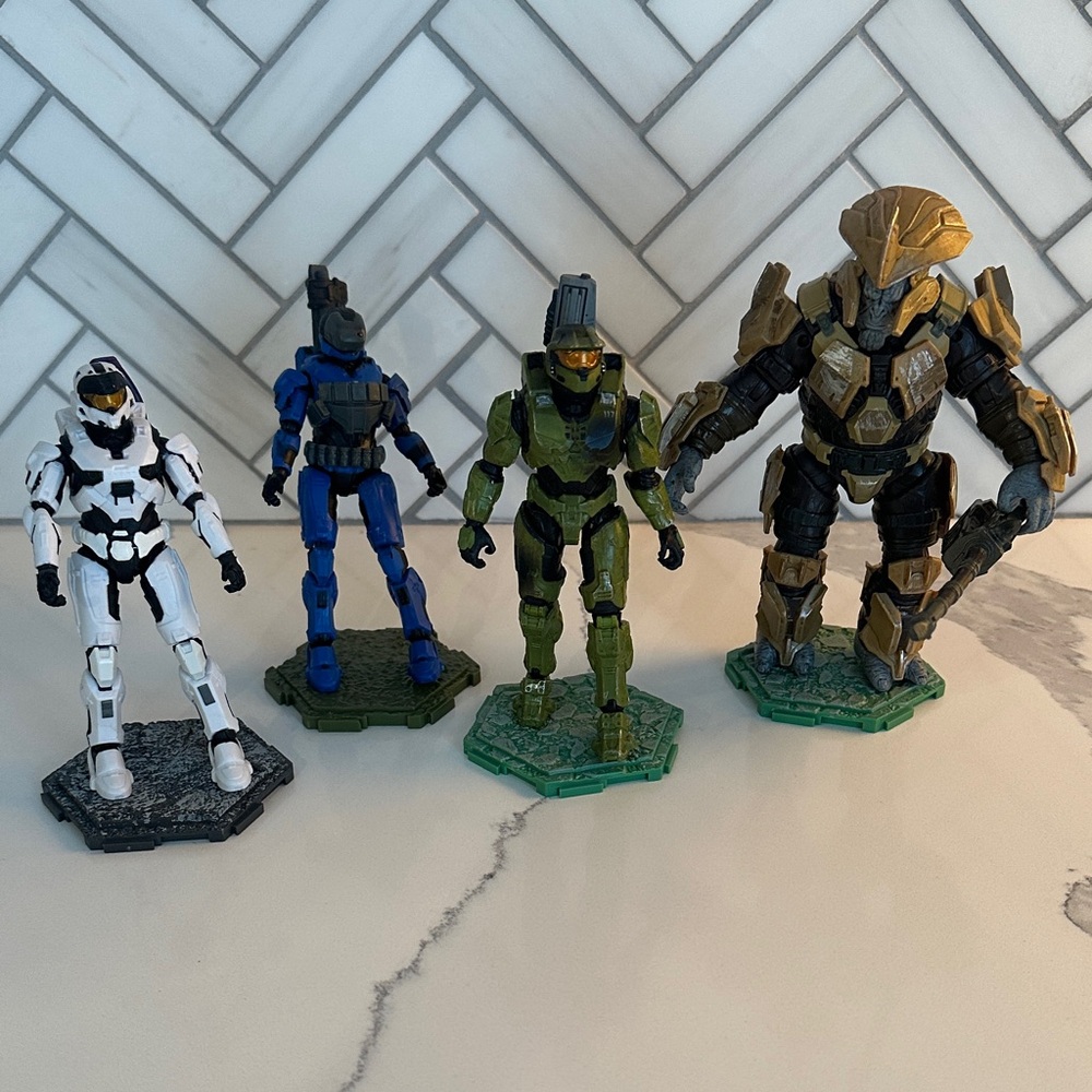 World of Halo Action Figures